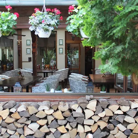 Maria Penzion & Restaurant-2